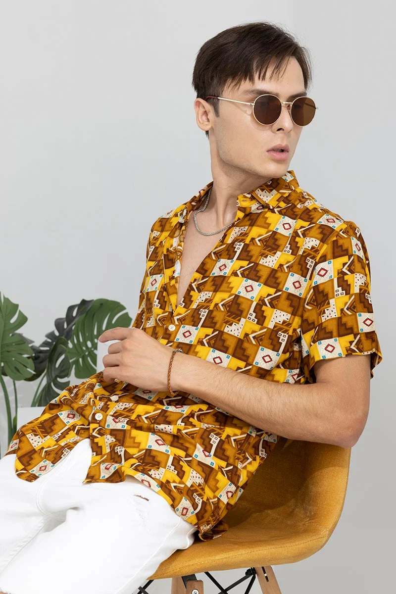 SNITCH Mustard Geometric Half Sleeve Slim Fit Shirt