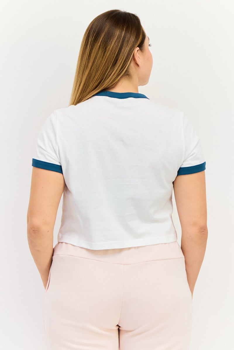 PUMA Women Sportswear Fit Graphic Print Outdoor Crop Top, White - Image 3