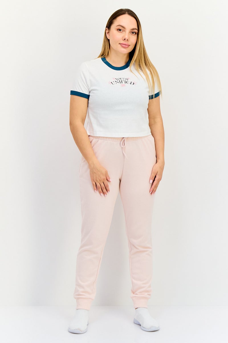 PUMA Women Sportswear Fit Graphic Print Outdoor Crop Top, White - Image 4