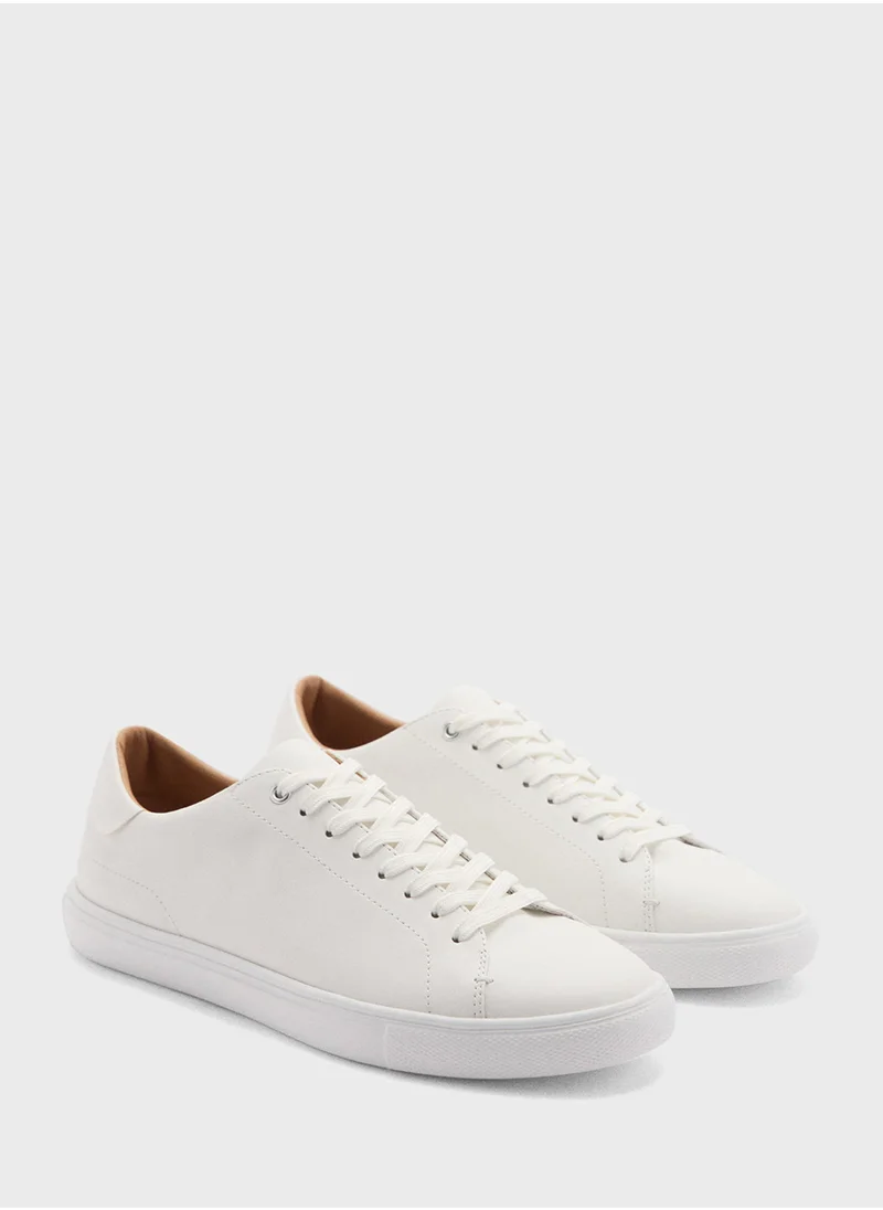 مانجو مان Casual Low Top Sneakers