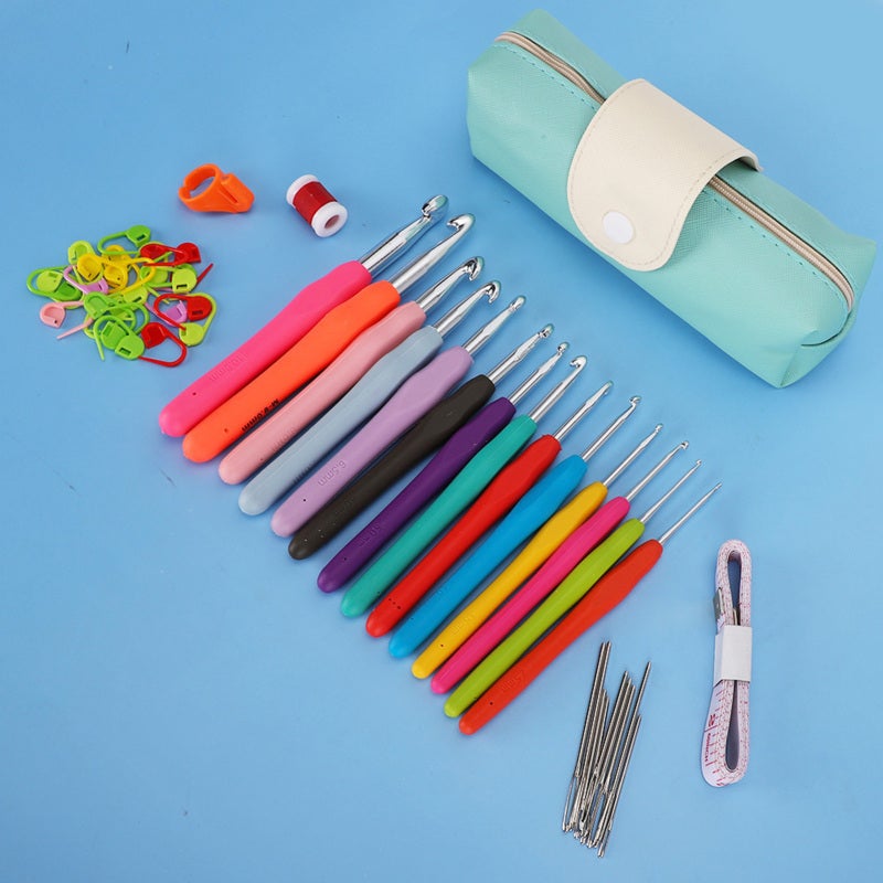 Ergonomic Crochet Hook Set with TPR Handle Sharp Smooth Tips - Reduce Wrist Pain Durable Construction for Beginners Home Craft Weaving - Image 4
