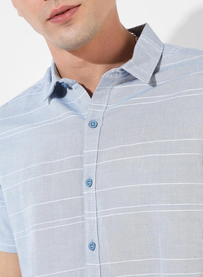 Campus Sutra Men's Light Blue Textured Regular Fit Casual Shirt