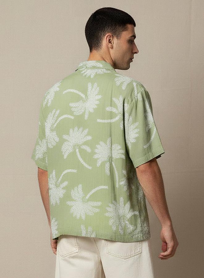 Splash FAV Men Camp Collar Palm Tree Print Short Sleeves Resort Shirt - Image 3