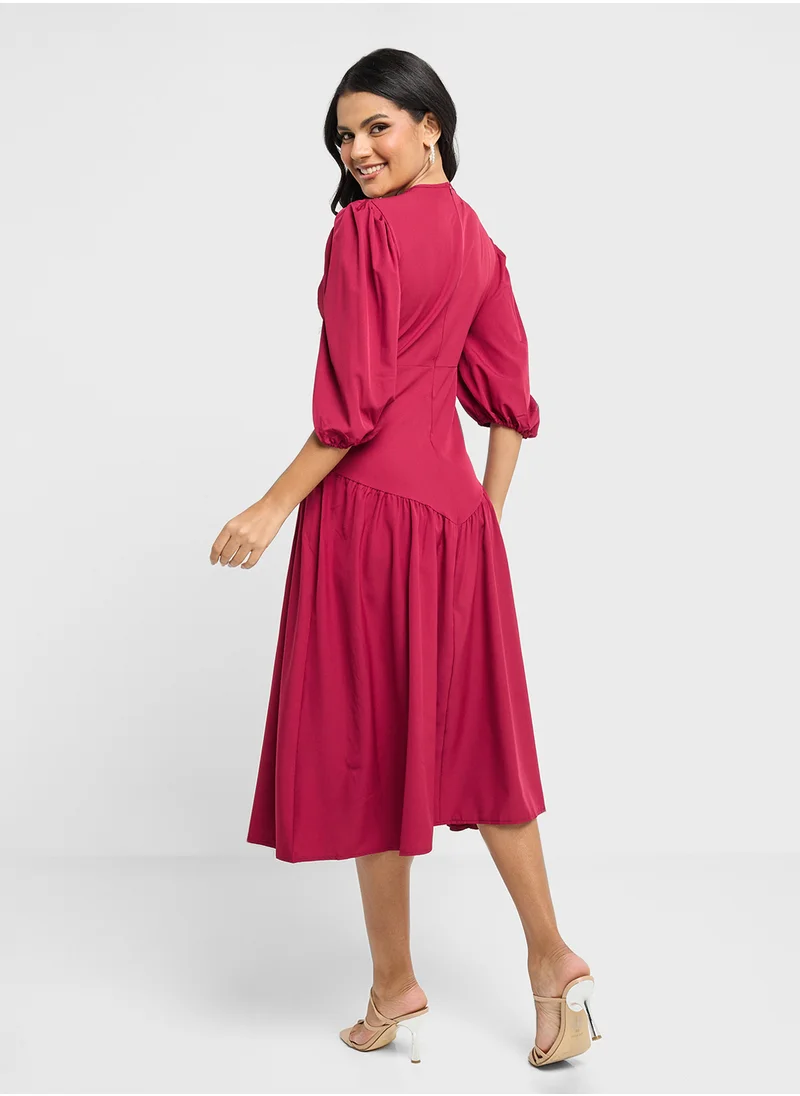 ايلا Puff Sleeve Dress With Princess Cut