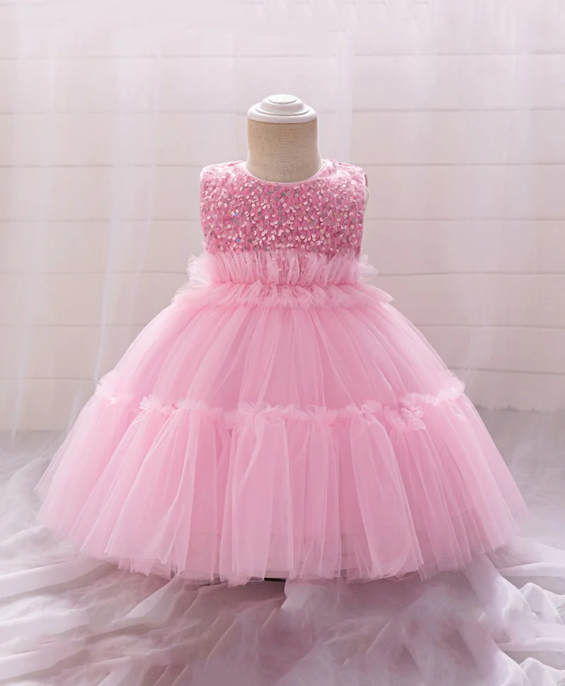 مارك وميا فستان حفلات من التول المطرز بالترتر مع تفاصيل فيونكة من مارك وميا - وردي