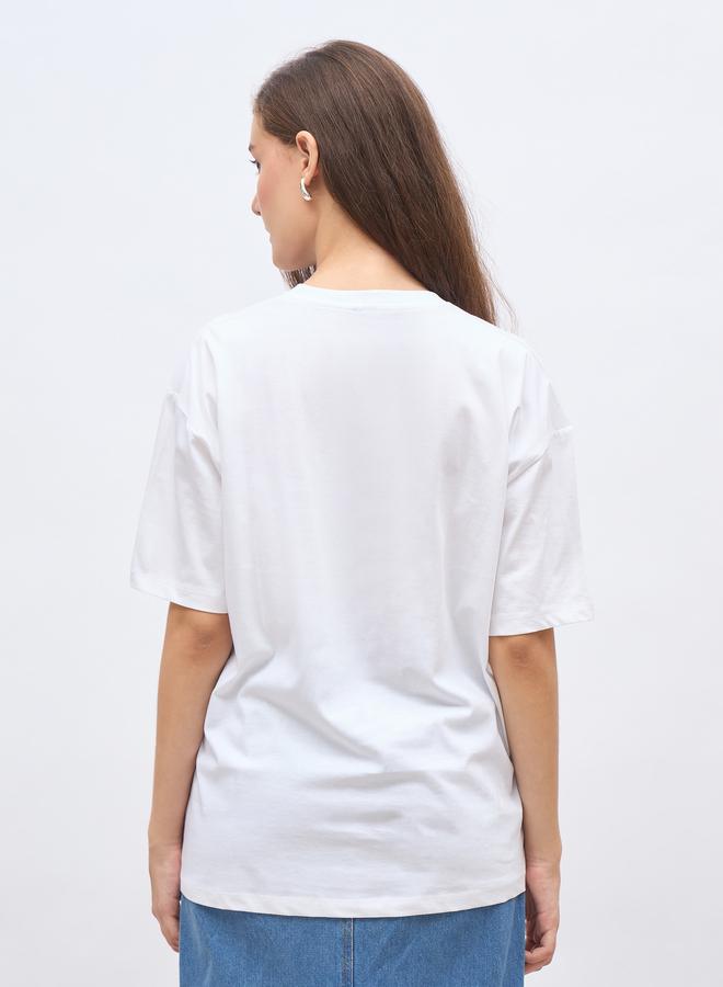 Styli Women White Slogan Print Oversized T-Shirt - Image 5