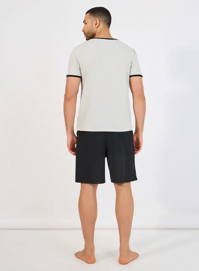 Styli Styli Slogan Print V Neck T-Shirt and Shorts Set