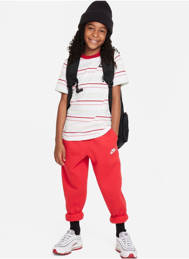 Nike - Youth Nsw T-Shirt Club Stripe - Image 1