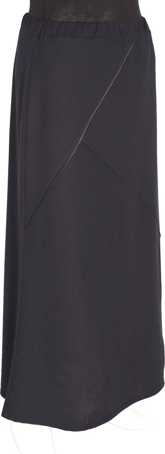 حسنة , Nihal Flexible Crepe Navy Blue Skirt