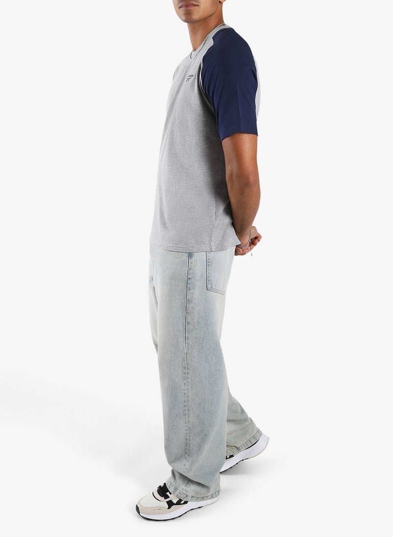 ريبوك تيشيرت آي دي بأكمام راجلان - Image 4