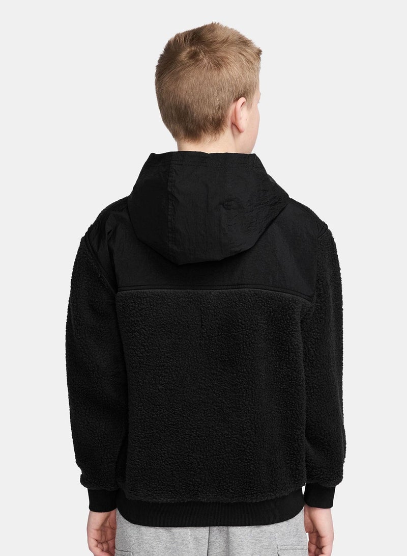 نايكي هودي سويت شيرت بقلنسوة بسحاب ربع للأطفال من الفليس بقصة واسعة - Image 2