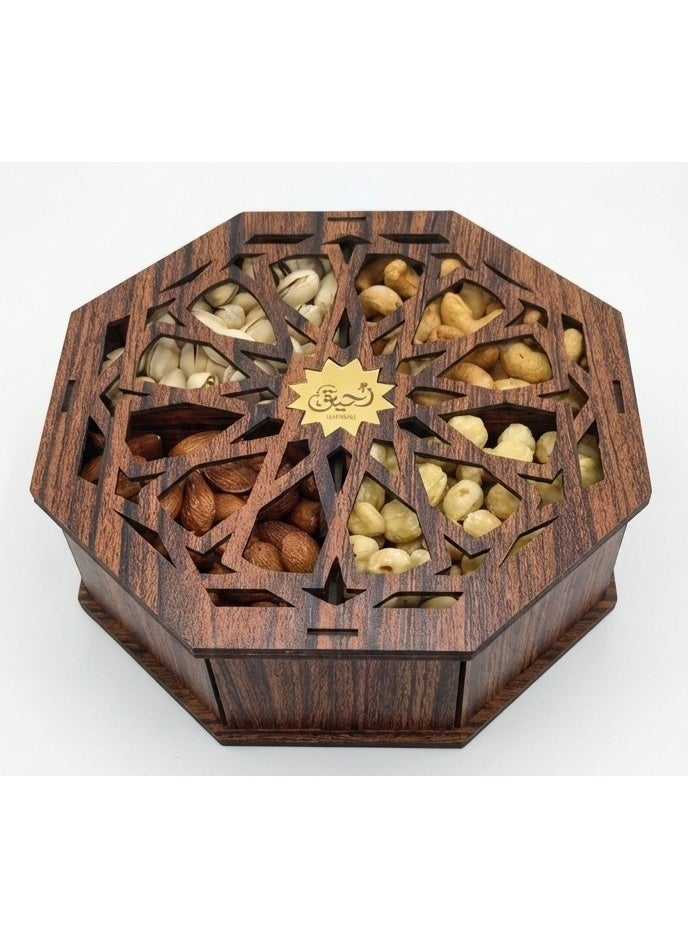 Assorted Nuts (750g) in a Luxurious Wooden Box containing:  150 g Pistachios  200 g Cashews  200 g Almonds  200 g Hazelnuts - Image 2