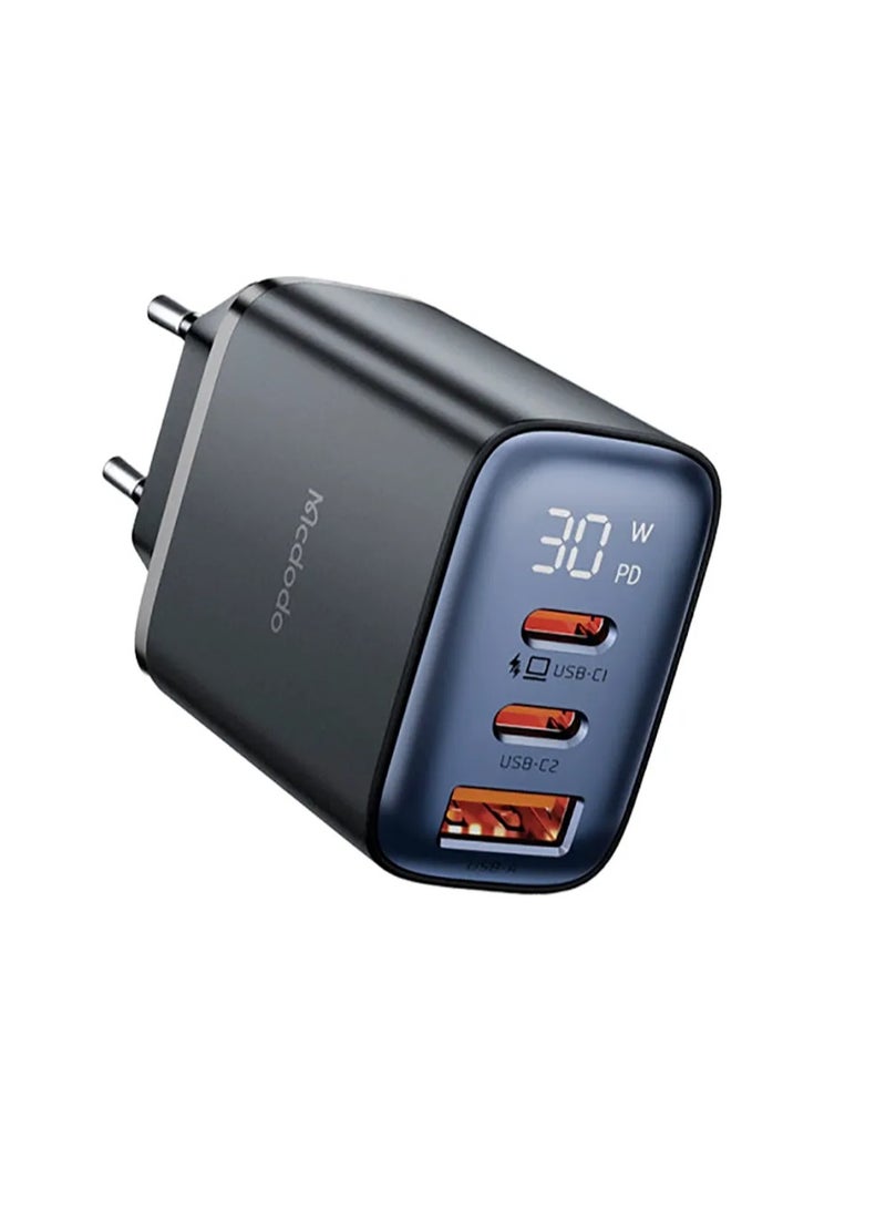Mcdodo CH-2180 2xUSB-C + USB-A 30W Mains Charger - Image 3