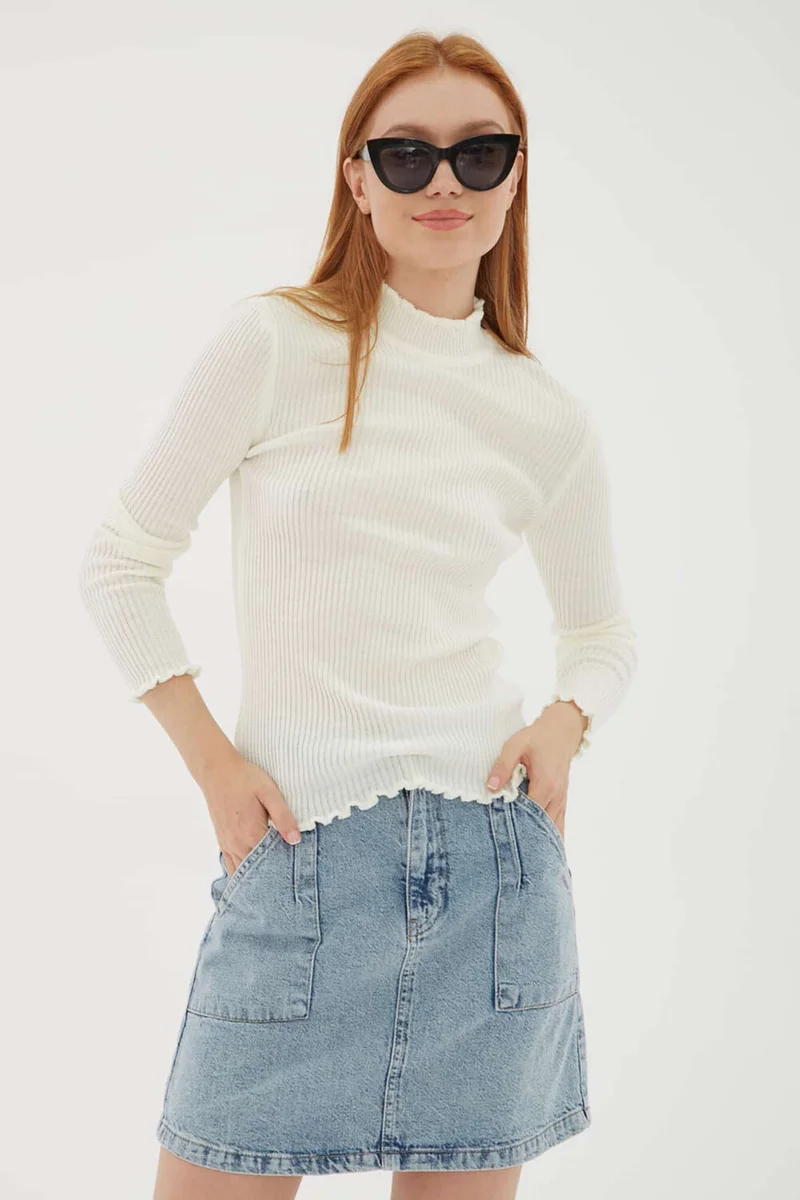 فاشن فريندز Half Turtleneck Corded Slim Fit Women's Sweater 23K0396K1