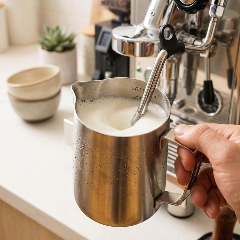راتلوير 1 Rattleware إبريق خفق الحليب المحفور 32 أونصة ستانلس ستيل لفن اللاتيه والإسبريسو - Image 2