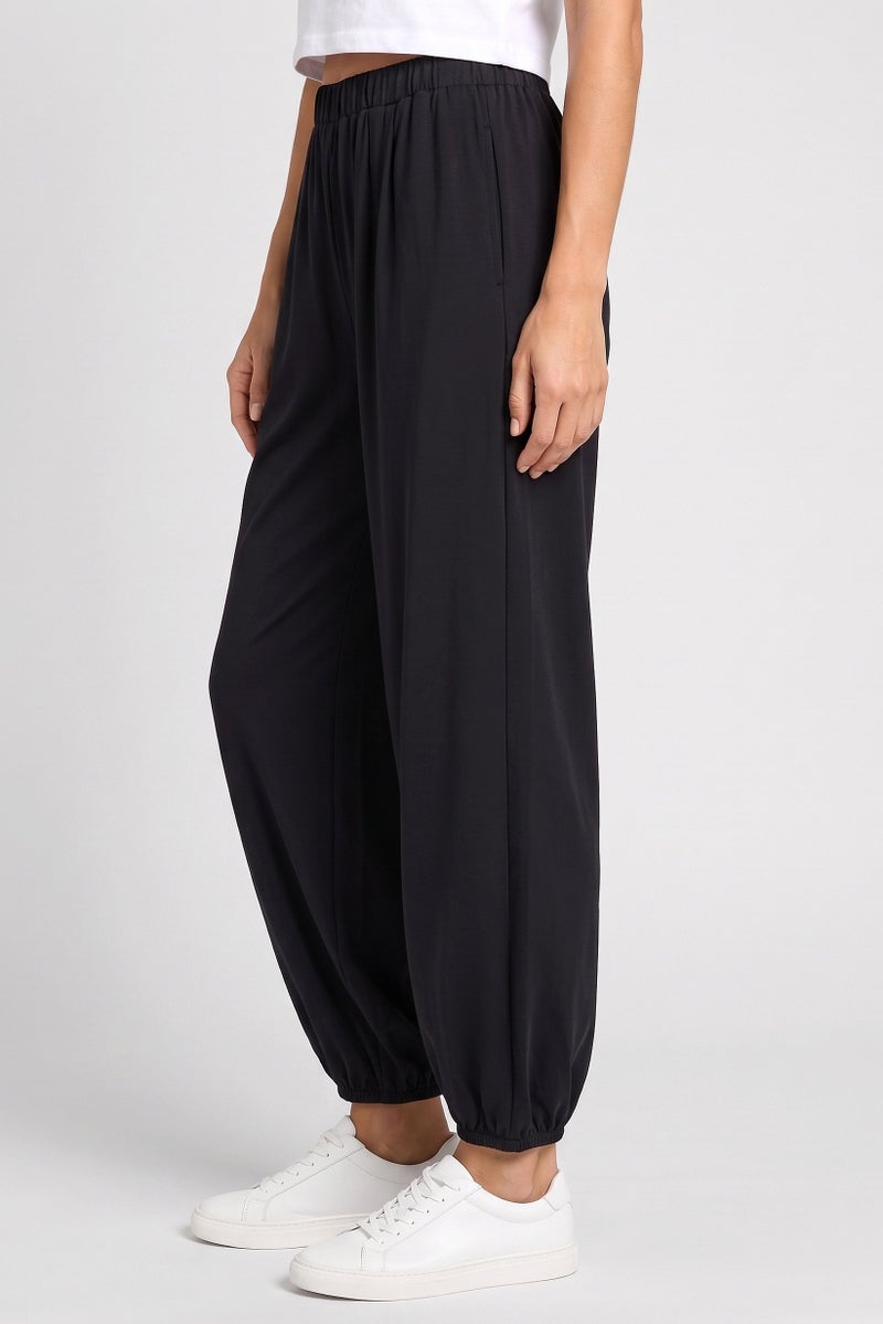 Threadbare Women Ballon Fit Solid Jogger Pants, Black - Image 3