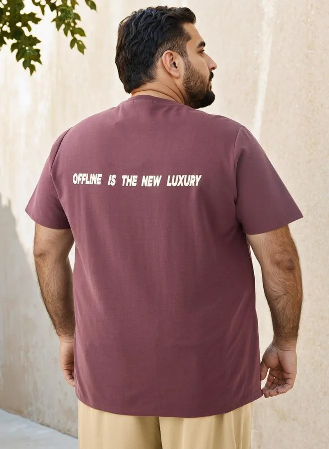 Plus Size Typographic Print T-shirt