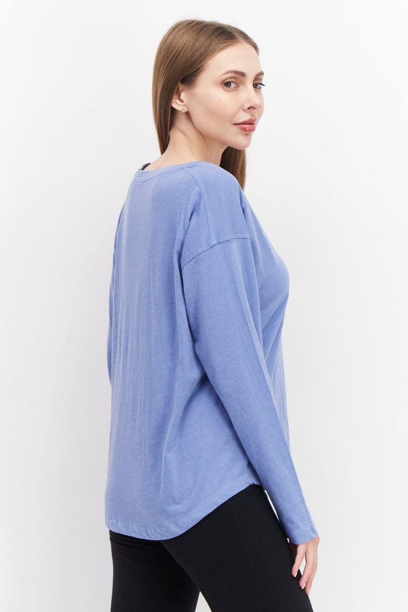Eddie Bauer Women V Neck Long Sleeve Solid T-Shirt, Light Blue  - Image 4