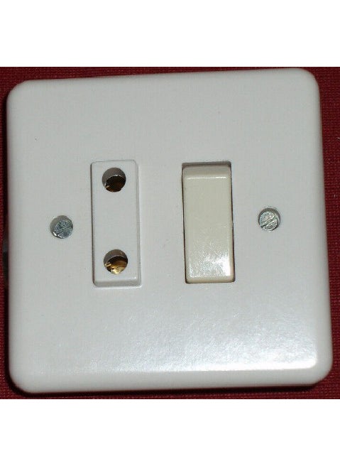 Günsan Elektrik Groundless Switch Socket  - Image 1