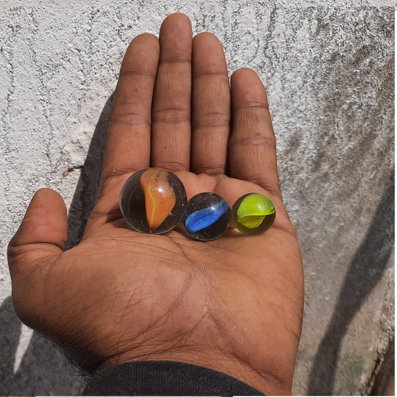 advancedestore Glass Marble Balls for Kids FLX (Multicolour) 1.5cm(60pcs) 2cm(20pcs) 2.5cm(5pcs) - Image 5