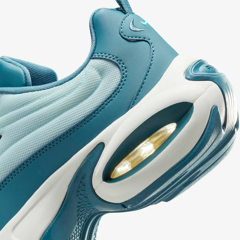 Nike Women's Air Max Portal Shoes