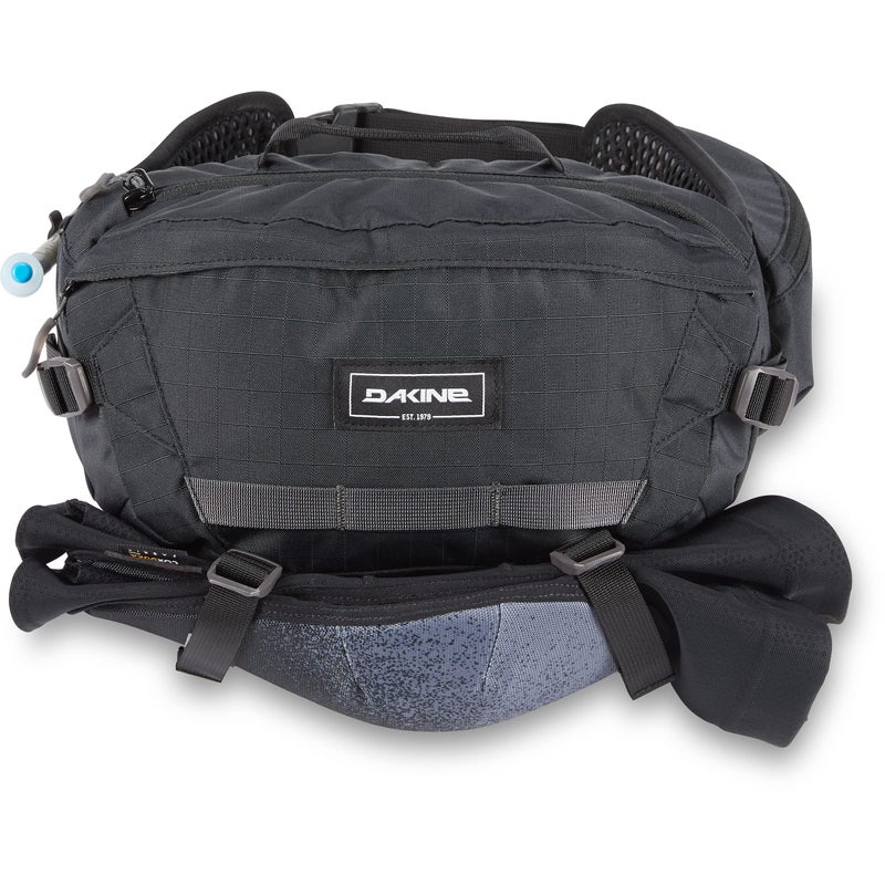 Dakine Hot Laps 5L - Black - Image 4