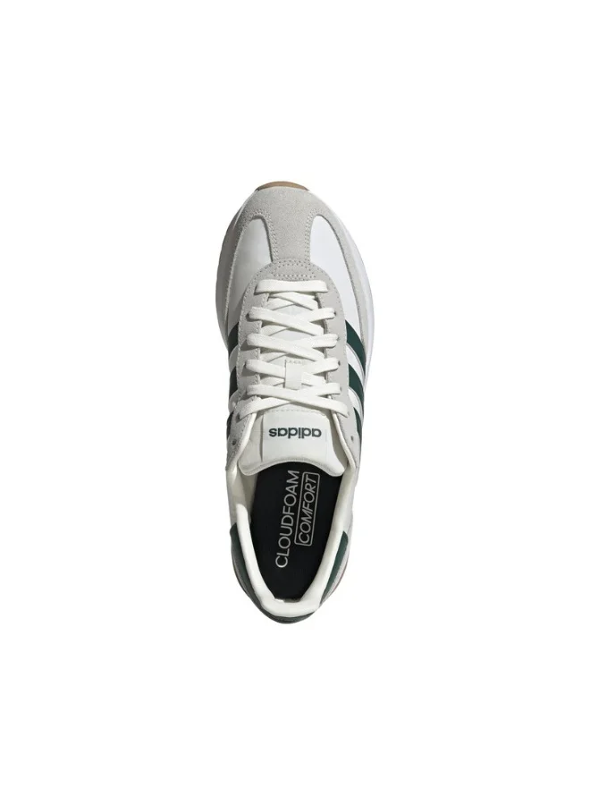 adidas أحذية رياضية رجالية بيضاء موديل  .