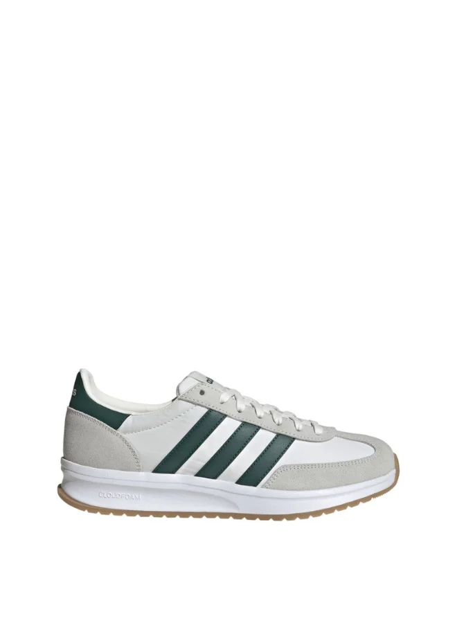adidas أحذية رياضية رجالية بيضاء موديل  .