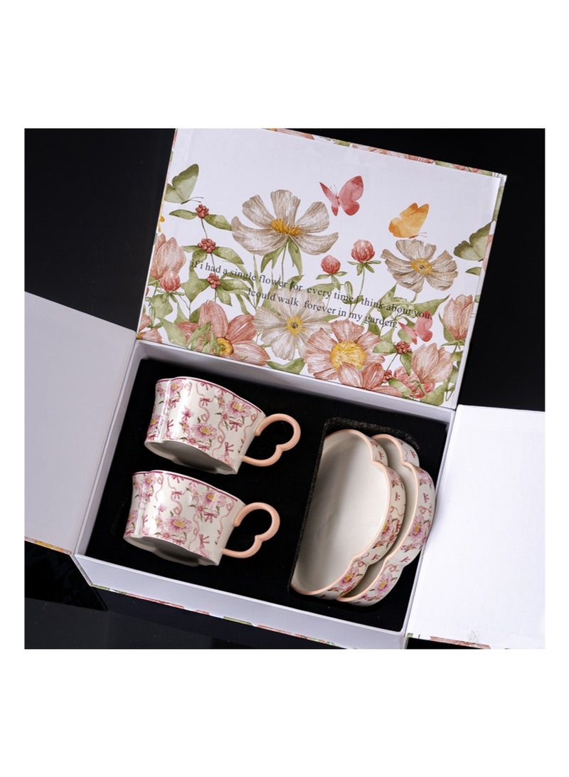 ايكانبو طقم هدايا من قطعتين من الأكواب والصحون مع ملعقة، كوب شاي/قهوة كبير سعة 300 مل مع صحن، صندوق هدايا فاخر للإهداء، طقم أكواب وصحن من البورسلين بنقشة زهور ريترو، كوب شاي لاتيه، آمن للاستخدام في الميكروويف وغسالة الأطباق (زهرة البرقوق الوردية) - Image 4