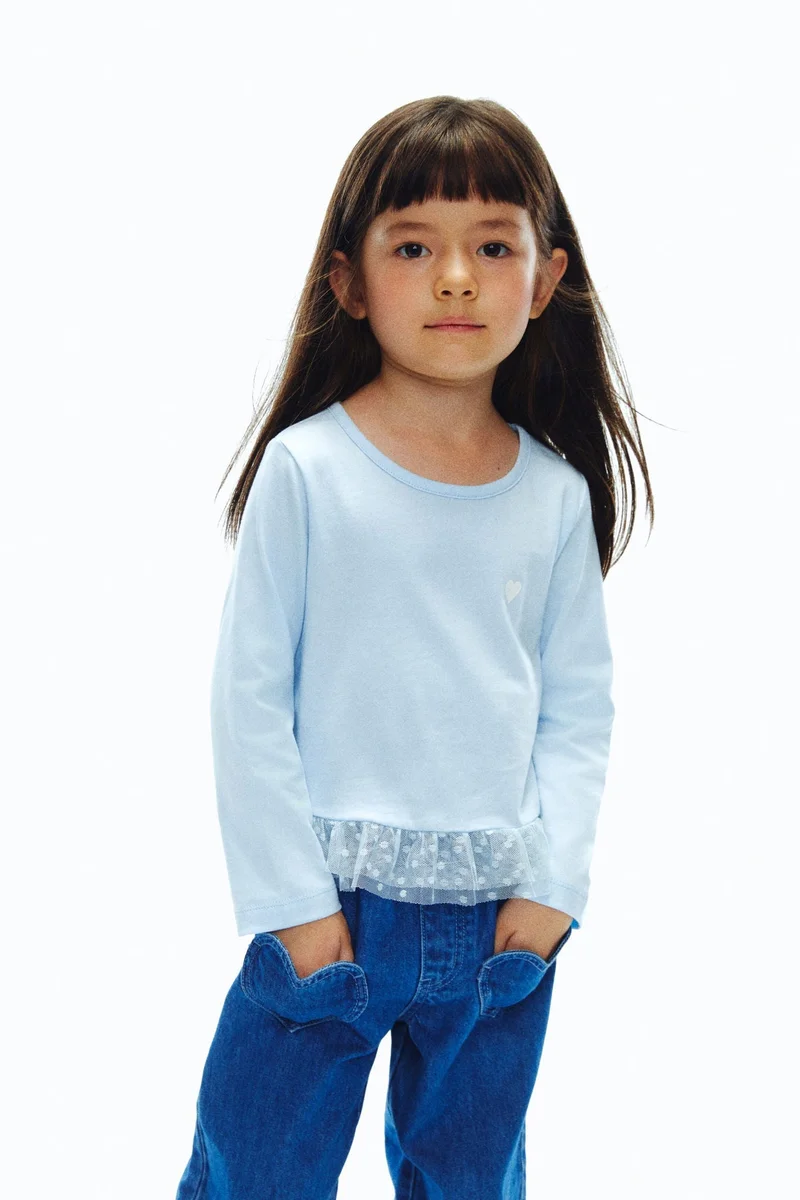 اتش اند ام بلوزة قطنية مزينة بكشكشة من التول