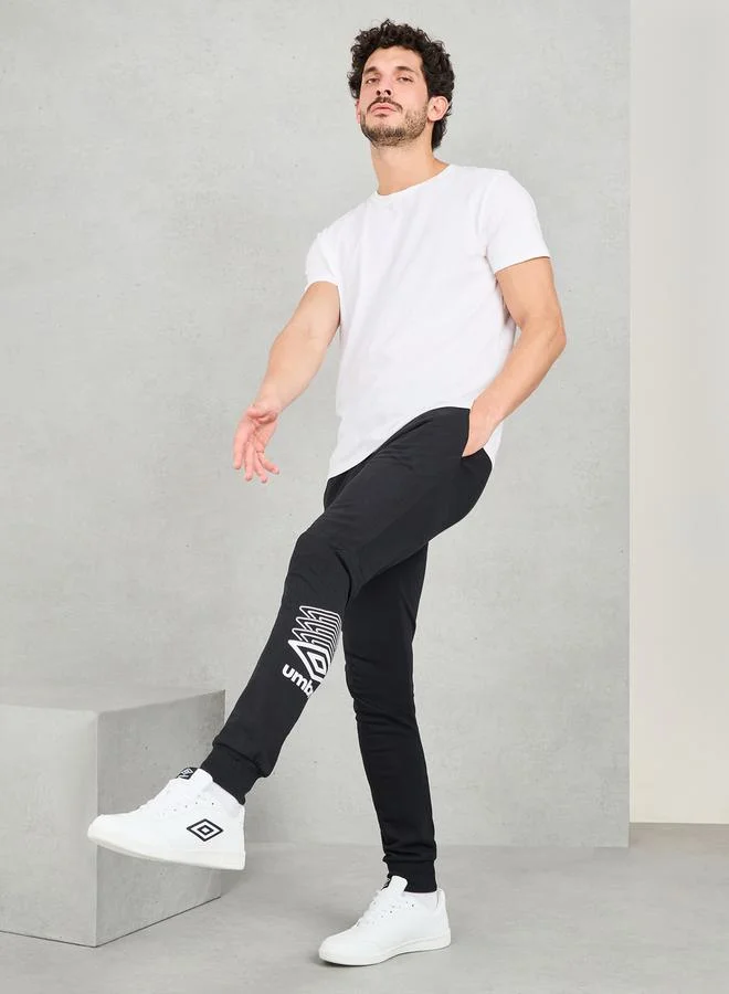 umbro Logo Print Panelled Terrace Joggers