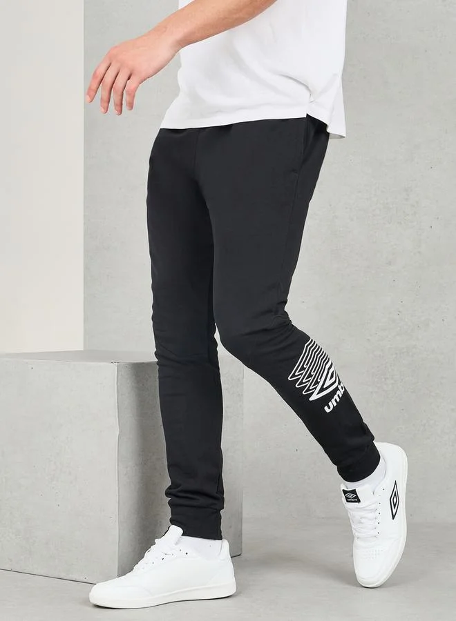 umbro Logo Print Panelled Terrace Joggers