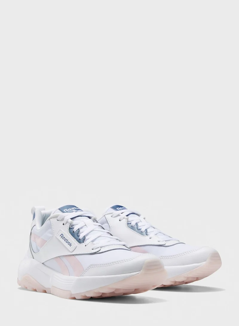 Reebok Tradition