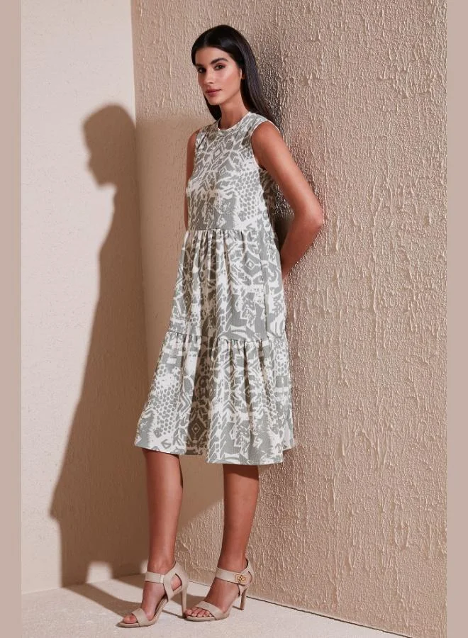 ليلا فستان نسائي بدون أكمام بقصة عادية بنقشة ليلا