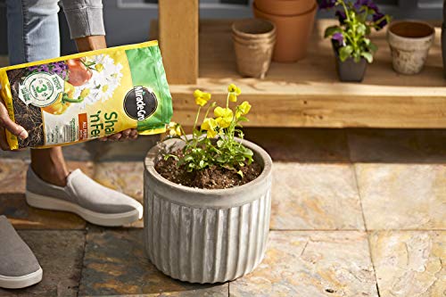 Miracle-Gro Shake 'N Feed All Purpose Plant Food Refill Bags, Plant Fertilizer, 8 lbs. (4-Pack) - Image 4