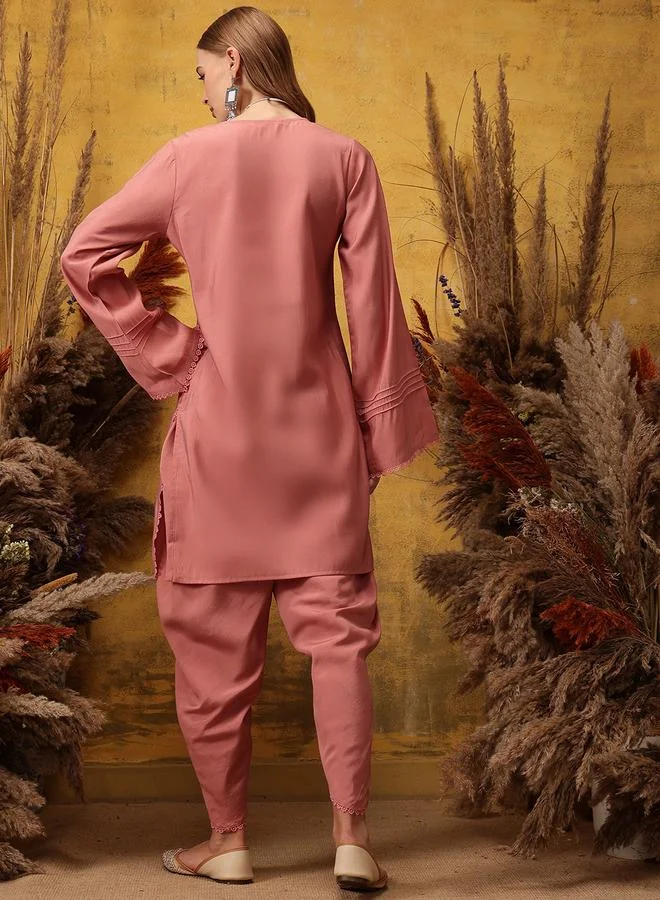 STREET 9 STREET 9 Pink Embroidered Thread Work Kurta and Dhoti Pants Set