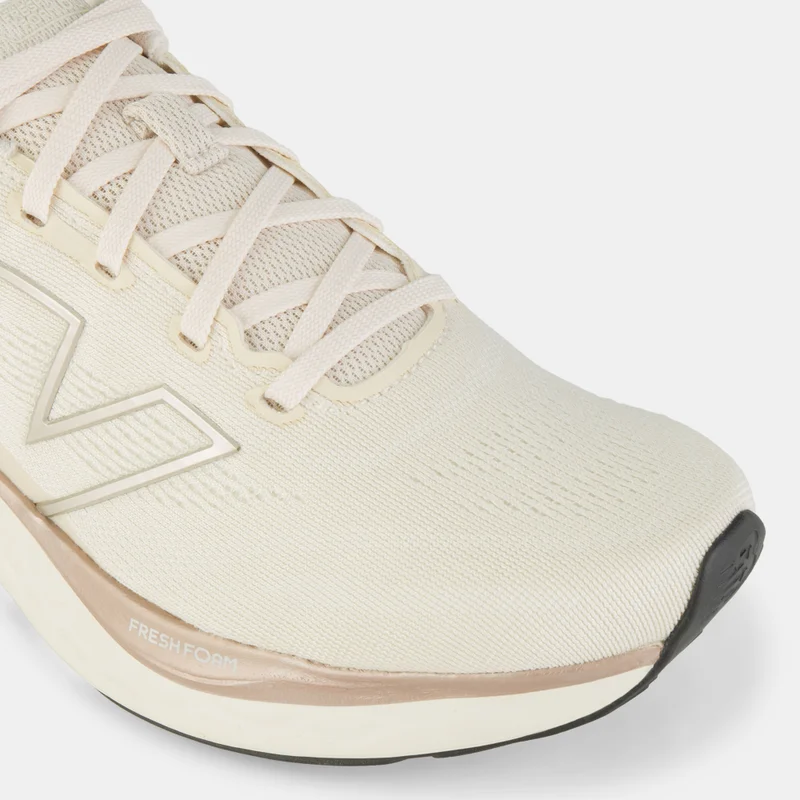 New Balance Women's Fresh Foam 680v8 Running Shoes