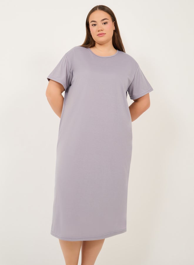 Styli Styli Plus Size Crossover Back Detail Sleep T-Shirt Dress  - Image 3