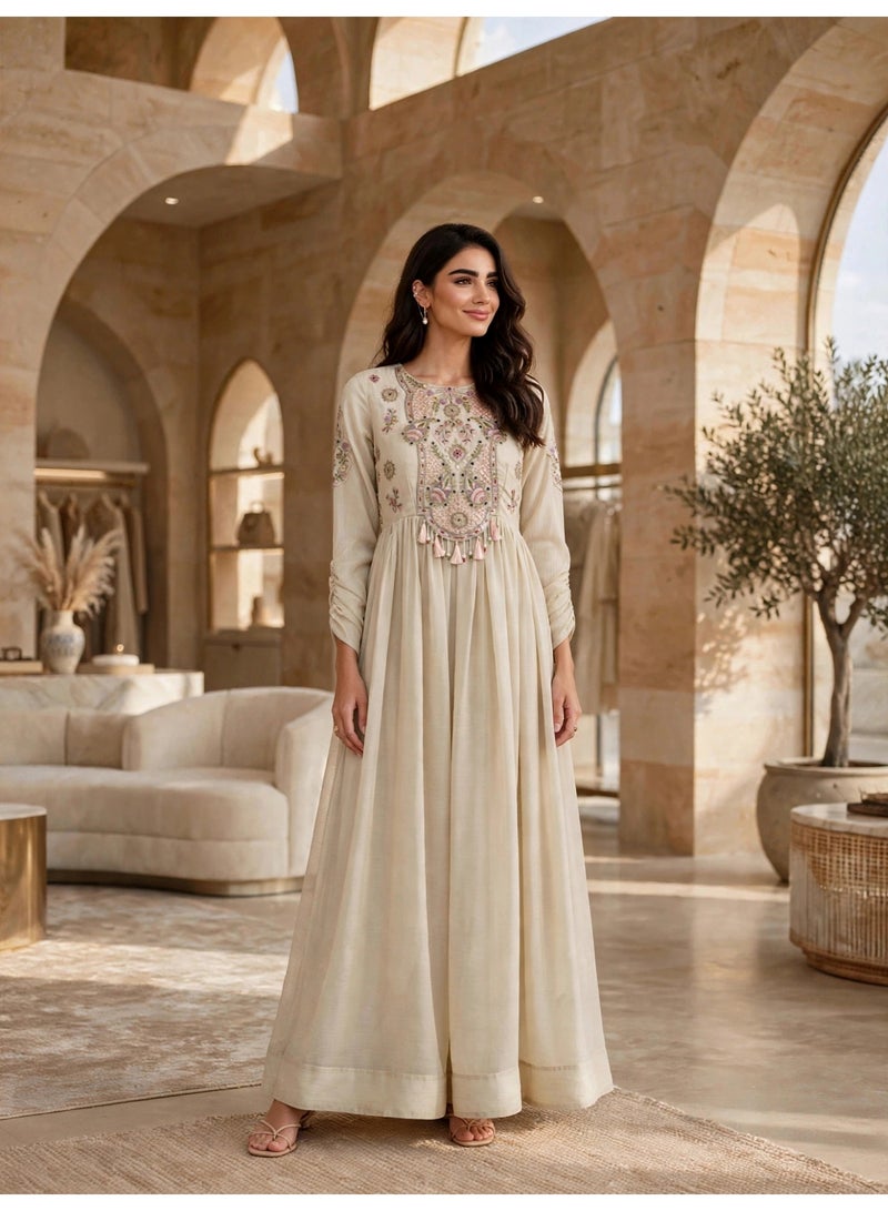 اكسا جلابية أنيقة مطرزة IK113Beige - Image 1