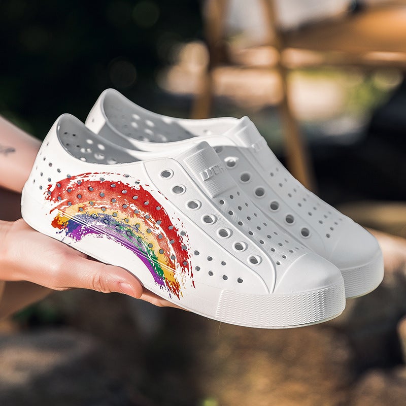Luchi Kidsren'S Clogs, Casual Breathable Graffiti Style Soft-Soled Beach And Water Sandals For Boys And Girls - Image 1