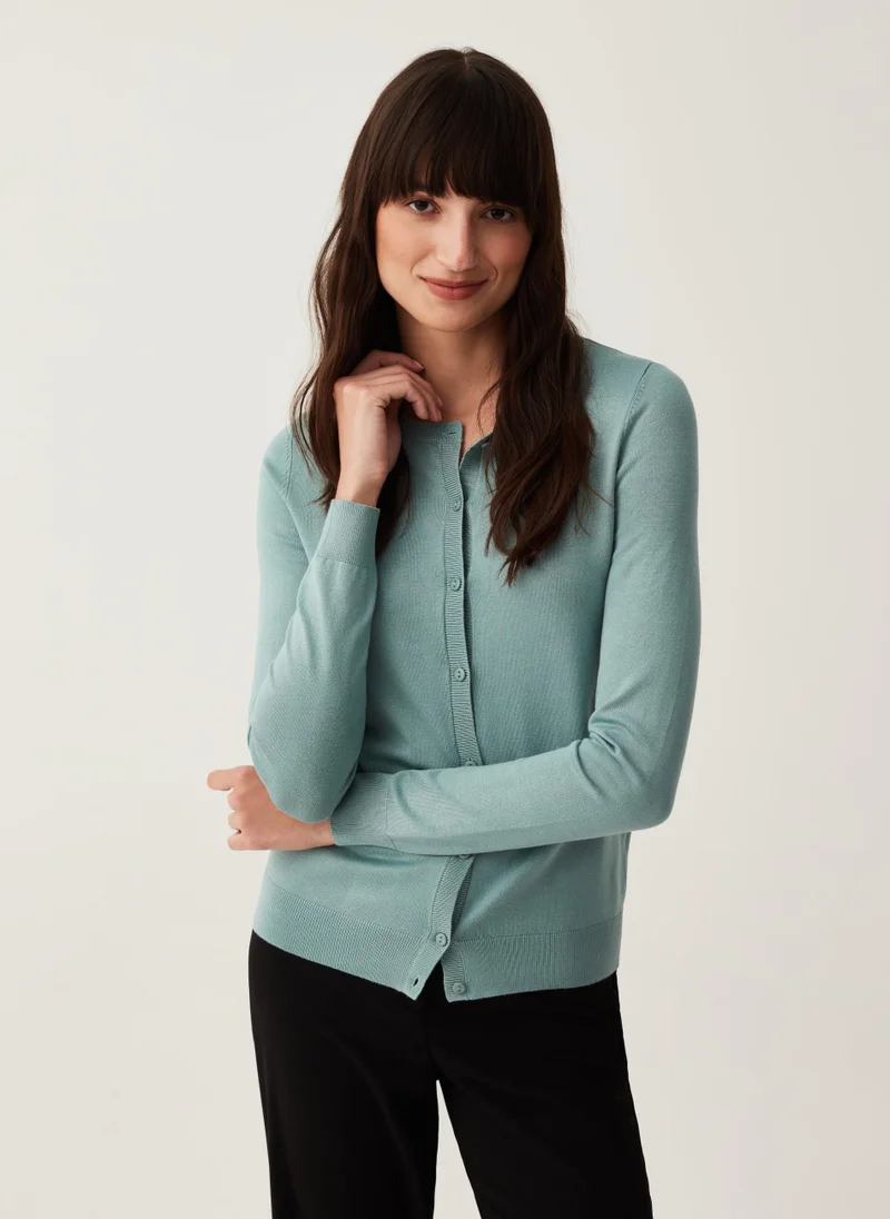 او في اس Solid colour cardigan with round neck