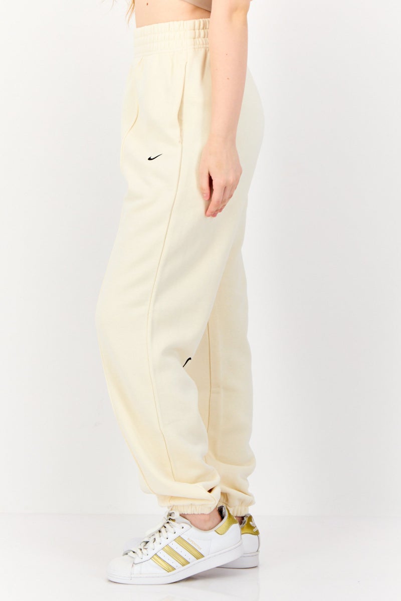 Nike Women Loose Fit Outdoor Sweatpants, Cream  - Image 4