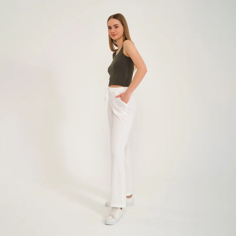 Barbora Casual Summer Comfortable Cut Women's Trousers BT239WHITE1