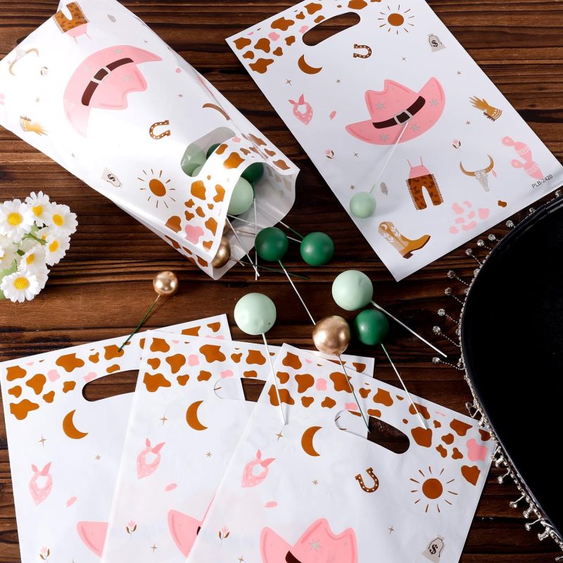 Western Cowboy Party Favor Bags, Plastic Goodie Bags with Handles, Western Theme Birthday Supplies for Kids, 50 Pack - Image 3
