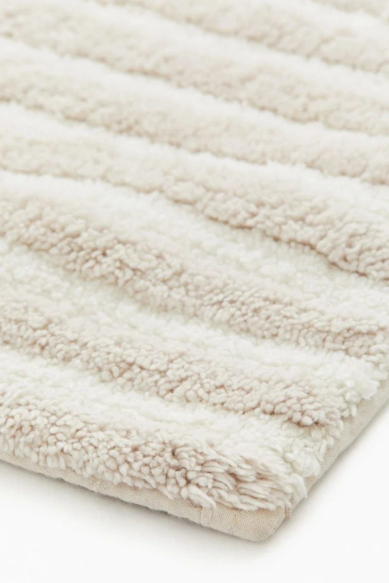 H&M Tufted cotton bath mat