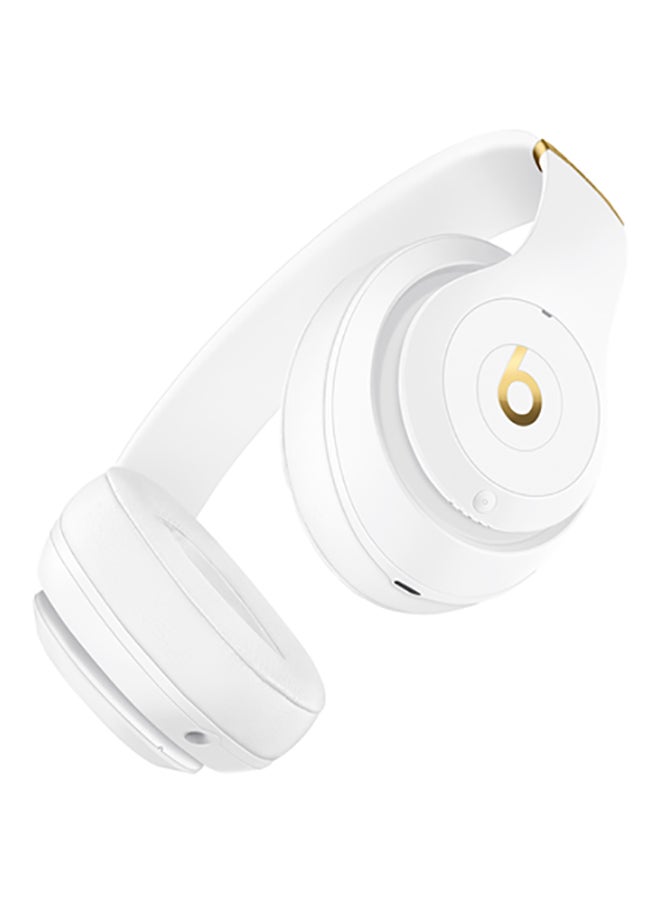 beats Studio3 Bluetooth Over-Ear Headphones White/Gold - Image 4