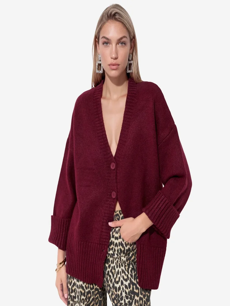 فيورنا VIORNA Ribbed V-Neck Button Cardigan