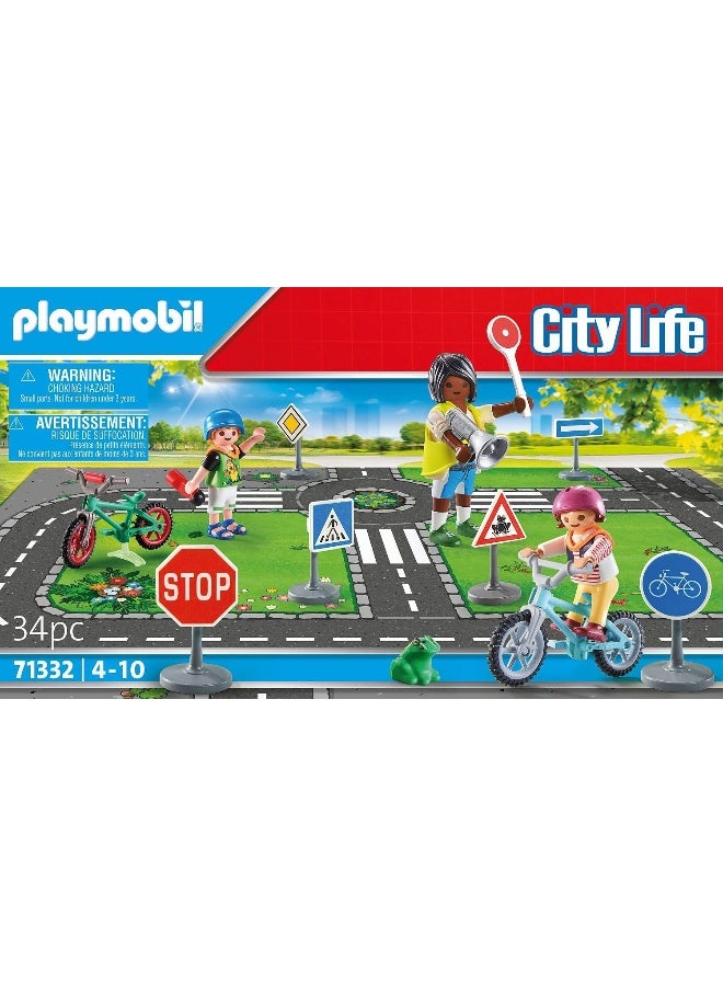 بلاي موبيل بلايموبيل تعليم المرور – مجموعة لعب مع شخصيات، مركبات، إشارات طرق، وعناصر إبداعية للتعلم واللعب الخيالي | موديل 71332 | لعبة إبداعية للأطفال من عمر 4 سنوات فأكثر - Image 5