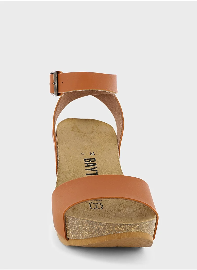 BAYTON Sol Strappy Mid Heel Wedges