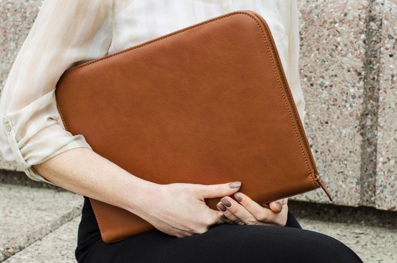 Maruse Premium Maruse Leather Portfolio Padfolio - Executive Folio for Men and Women with Zipper, Folio Document Organizer, Laptop Sleeve, iPad Case and Folder - Made in Italy, Honey - Image 4